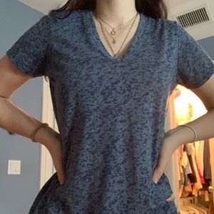 women’s under armour workout top